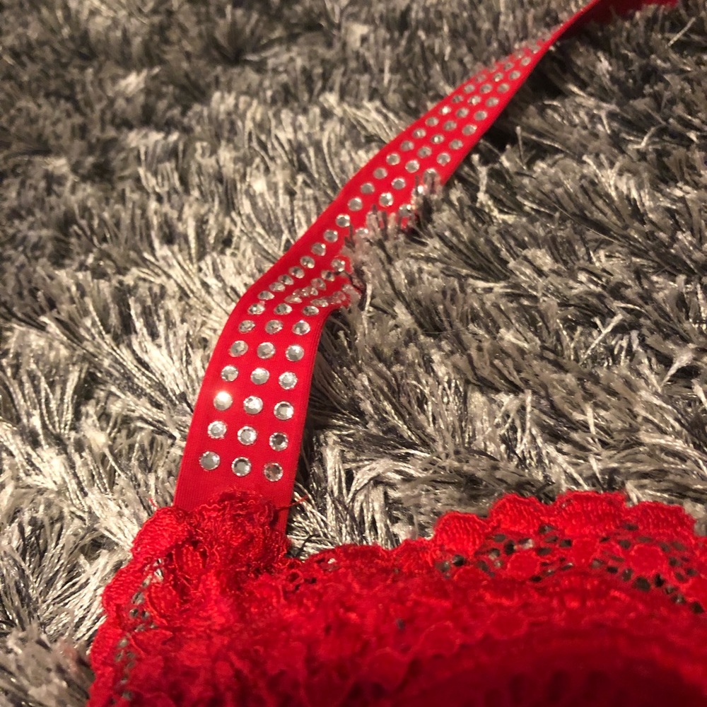 NWOT Victoria Secret Christmas Bra - Picture 4 of 6
